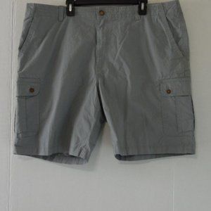G. H. Bass & Co. Cargo Shorts Size 44W